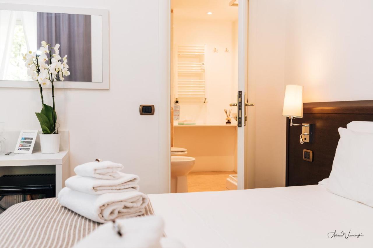 Magik Rooms Rome Bagian luar foto