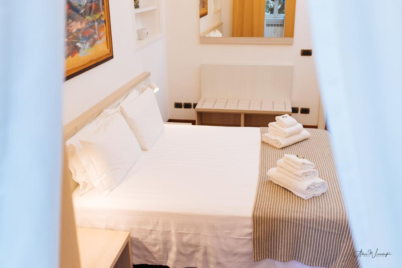 Magik Rooms Rome Bagian luar foto