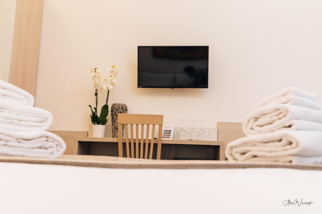 Magik Rooms Rome Bagian luar foto